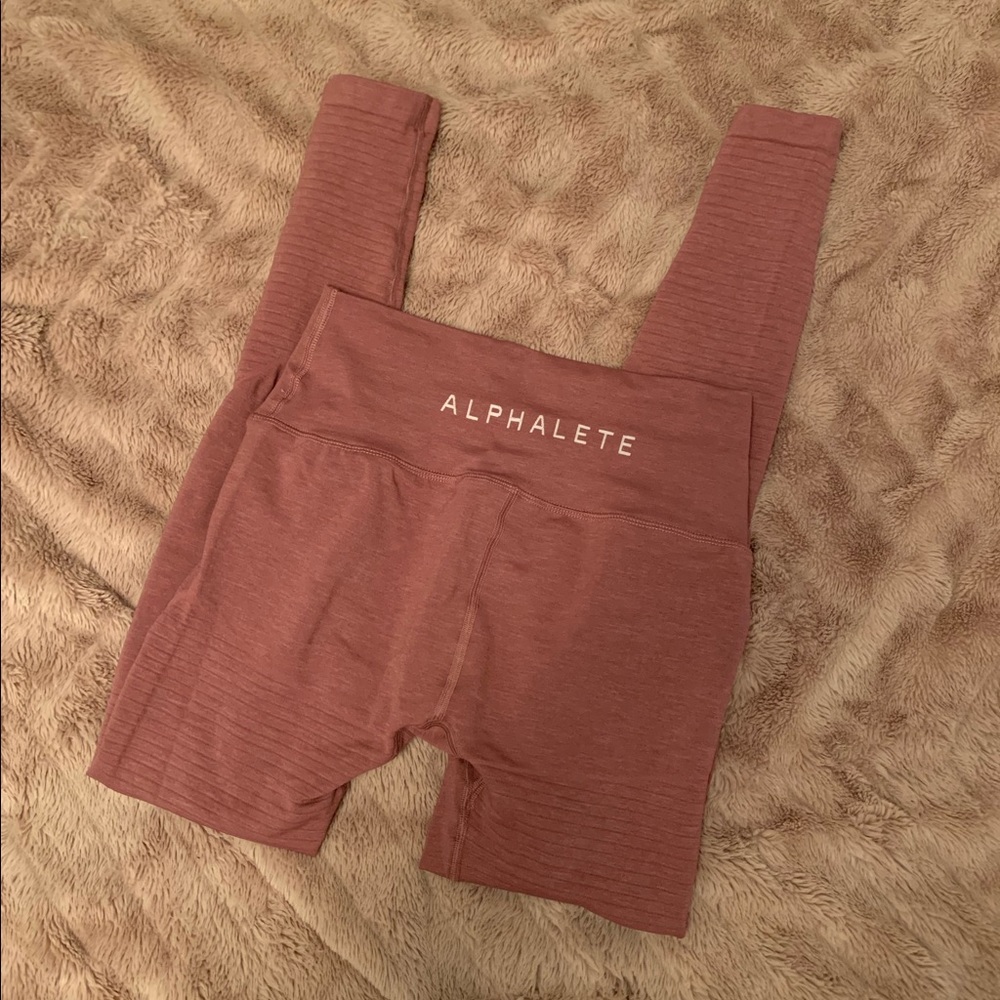 Alphalete revival leggings